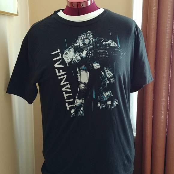 Titan Fall Tee for HER - Picture 1 of 3